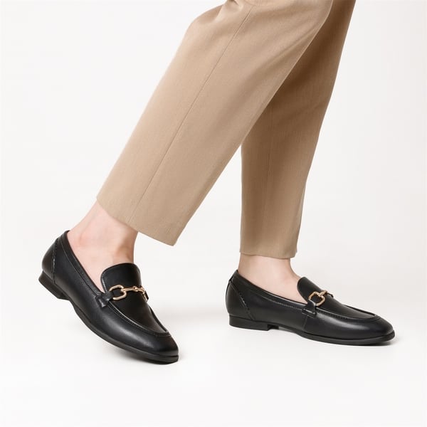Women's Classic Horsebit Slip-On Loafers  - BLACK - 6